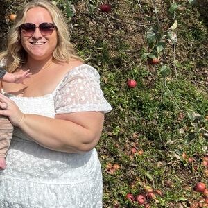 Chic Soul Dainty White Lace Peasant Top with Puff Sleeves